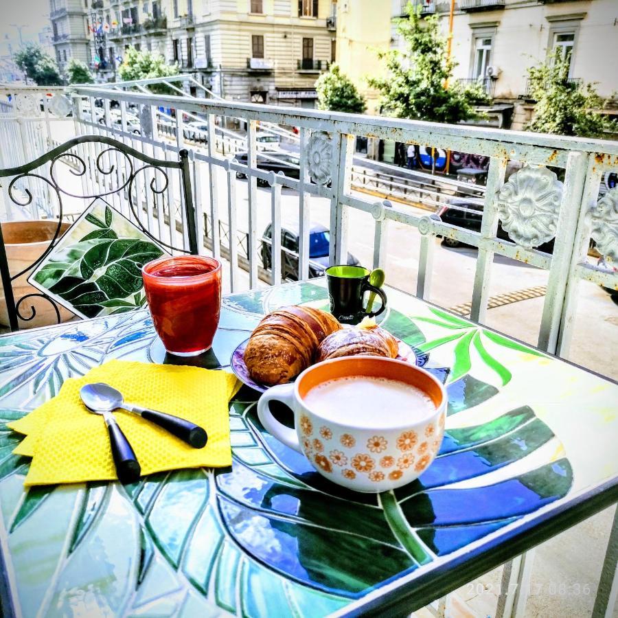 Bed and Breakfast Napoli Naif Zewnętrze zdjęcie