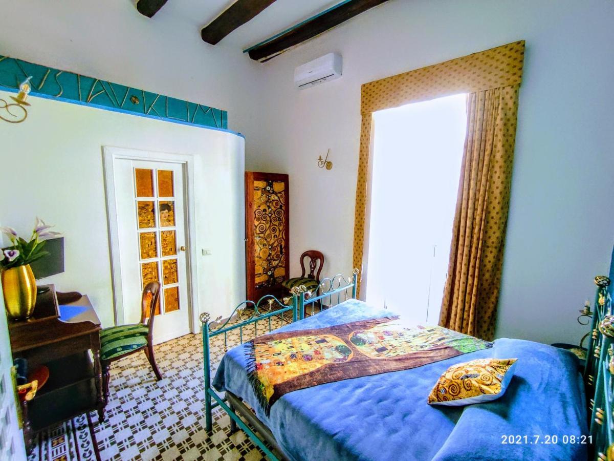 Bed and Breakfast Napoli Naif Zewnętrze zdjęcie